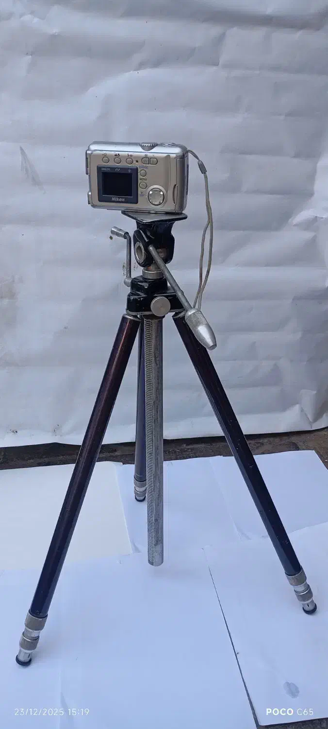 سه پایه دوربین|دوربین عکاسی و فیلمبرداری|شیراز, شهرک بهار|دیوار