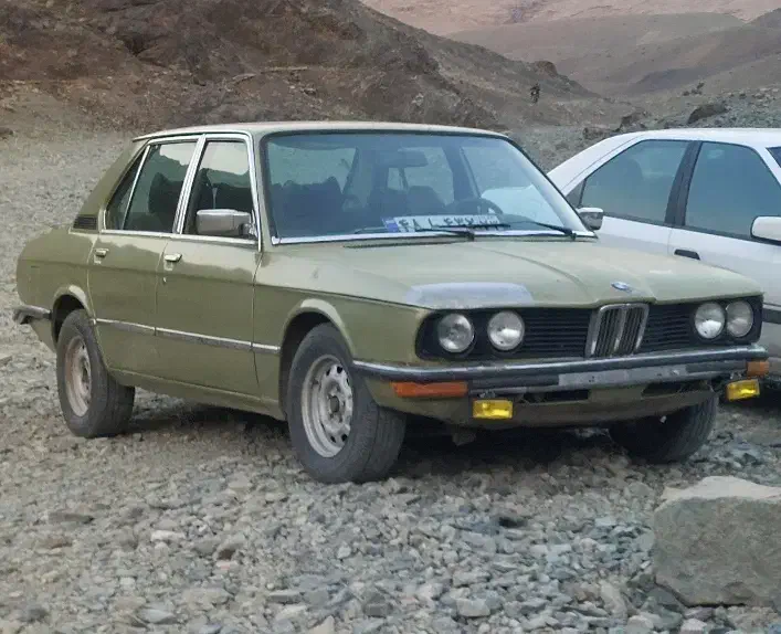 بی ام و 518|خودرو کلاسیک|بادرود, |دیوار