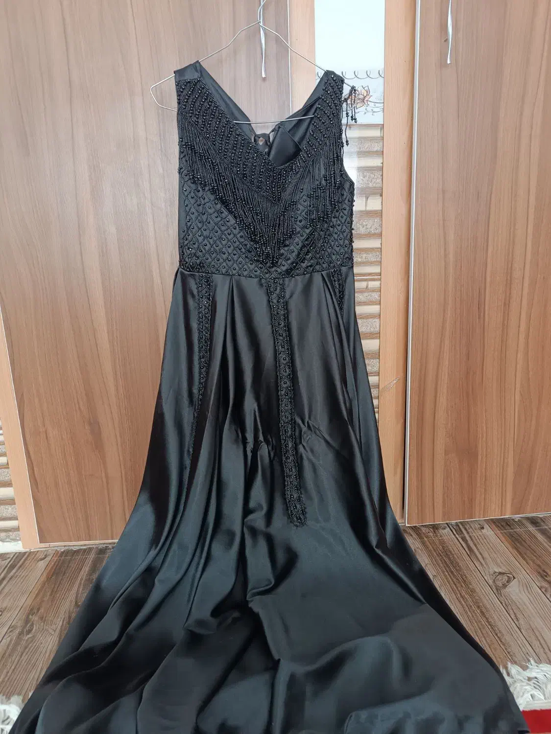 لباس مجلسی|لباس|زرند, |دیوار