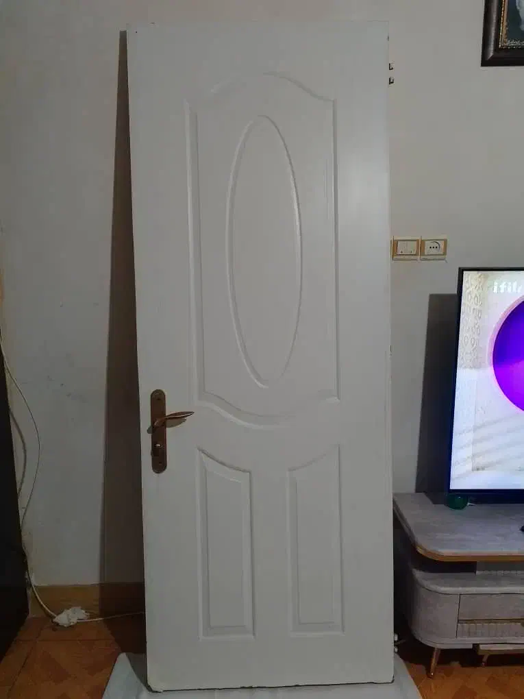 درب چوبی|مصالح و تجهیزات ساختمان|رشت, رشتیان|دیوار