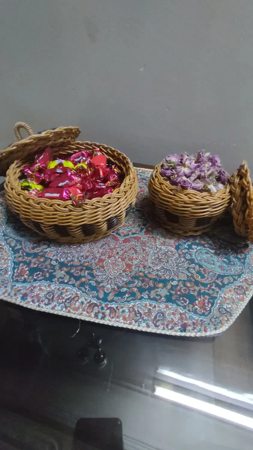 سبد های دست بافت کاربردی|صنایع دستی و سایر لوازم تزئینی|دوگنبدان, |دیوار