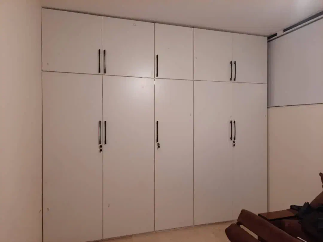 کمد دیواری در رنگ بندی متنوع|جاکفشی، کمد، دراور|پاکدشت, شهرک امام رضا|دیوار