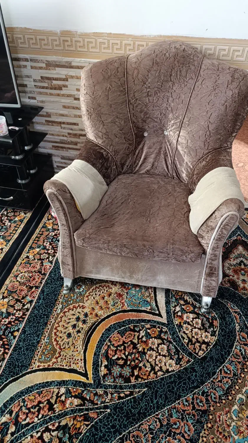 مبل 7 نفره در حد نو|مبلمان خانگی و میز عسلی|بم, |دیوار