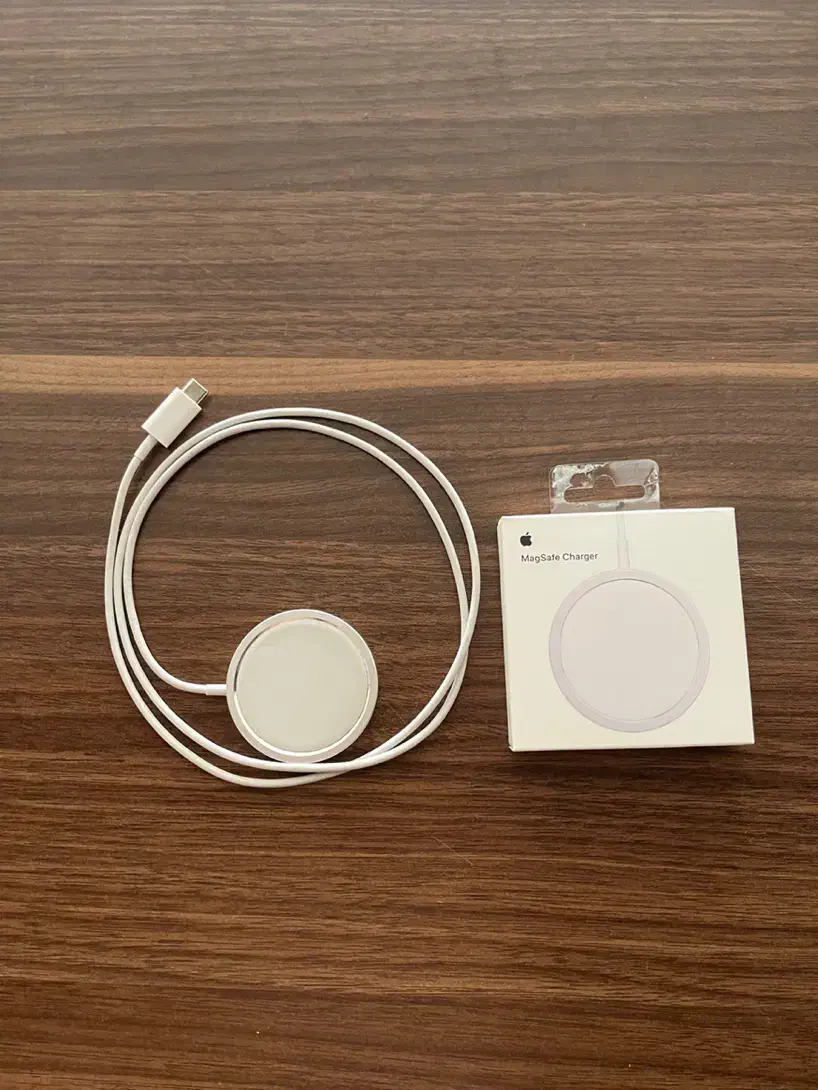 شارژر اصلی مک سیف اپل|لوازم جانبی موبایل و تبلت|اصفهان, شهرک کاوه|دیوار