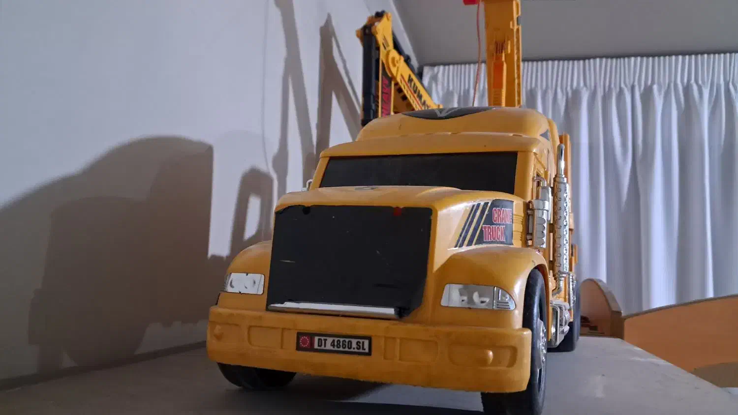 ماشین بازی کودک|اسباب‌بازی بچه|فولادشهر, A2|دیوار