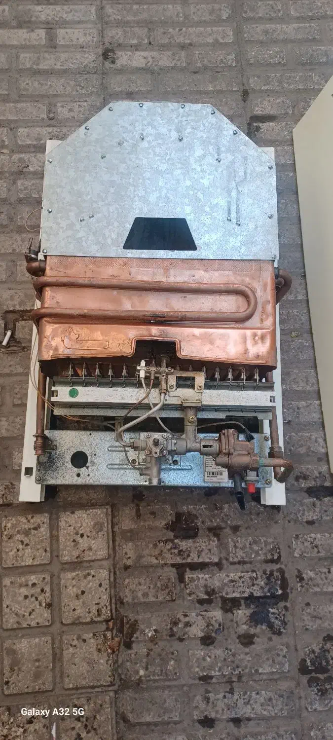 ابگرمکن B3118|آبگرمکن، پکیج، شوفاژ|تهران, مختاری|دیوار