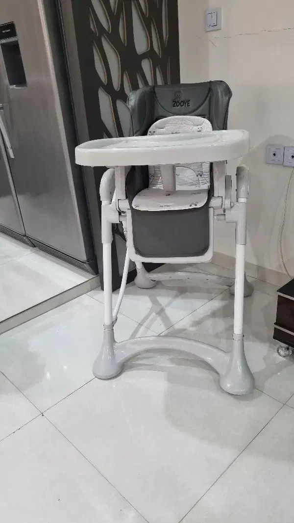 صندلی کودک zooye|تخت و صندلی بچه|شهریار, شهرک شاهد|دیوار