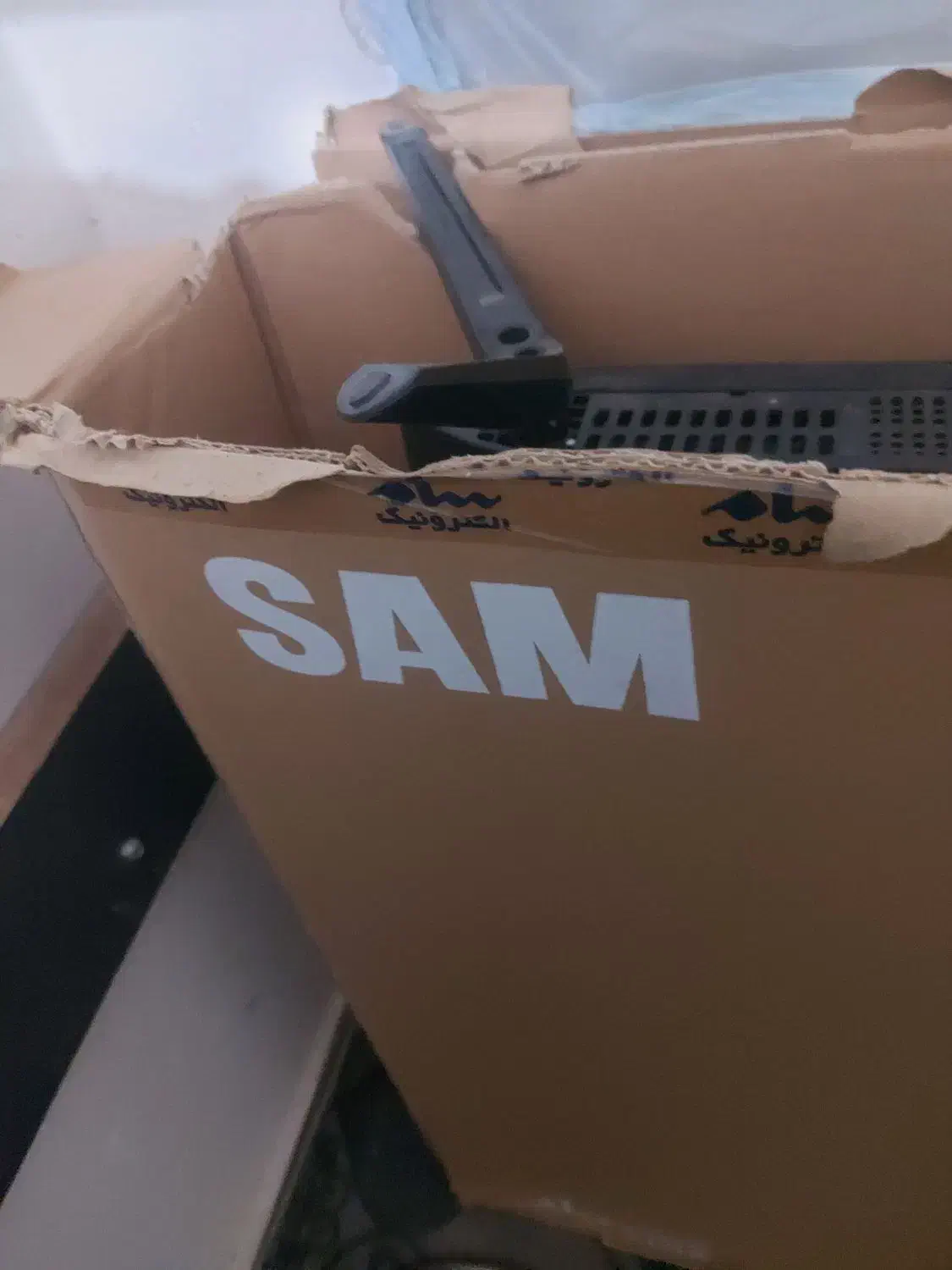 فروش تلوزیون شکسته|تلویزیون و پروژکتور|قشم, |دیوار