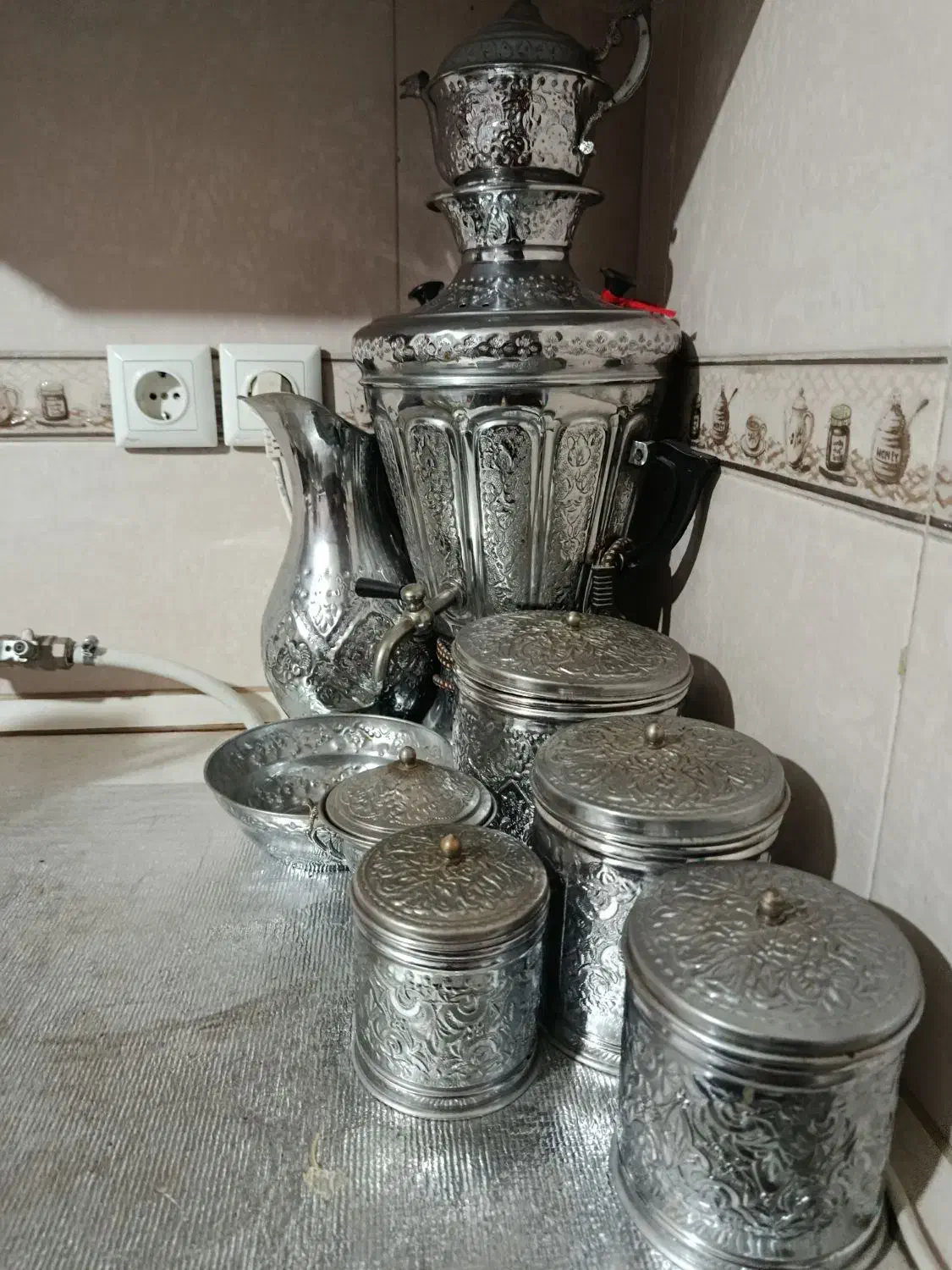 سرویس سماور و پاسماوری برنجی به همراه پارچ|سماور، چایساز، قهوهساز|مشهد, الهیه|دیوار