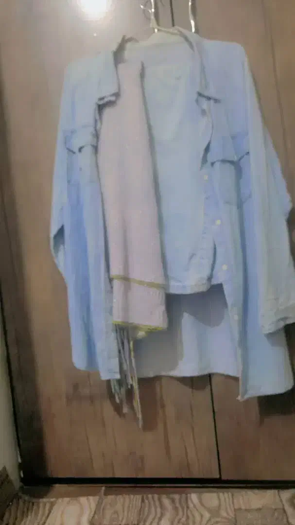 تعدادی لباس و کفش بچگانه تمیز موجوده|لباس|لنگرود, |دیوار