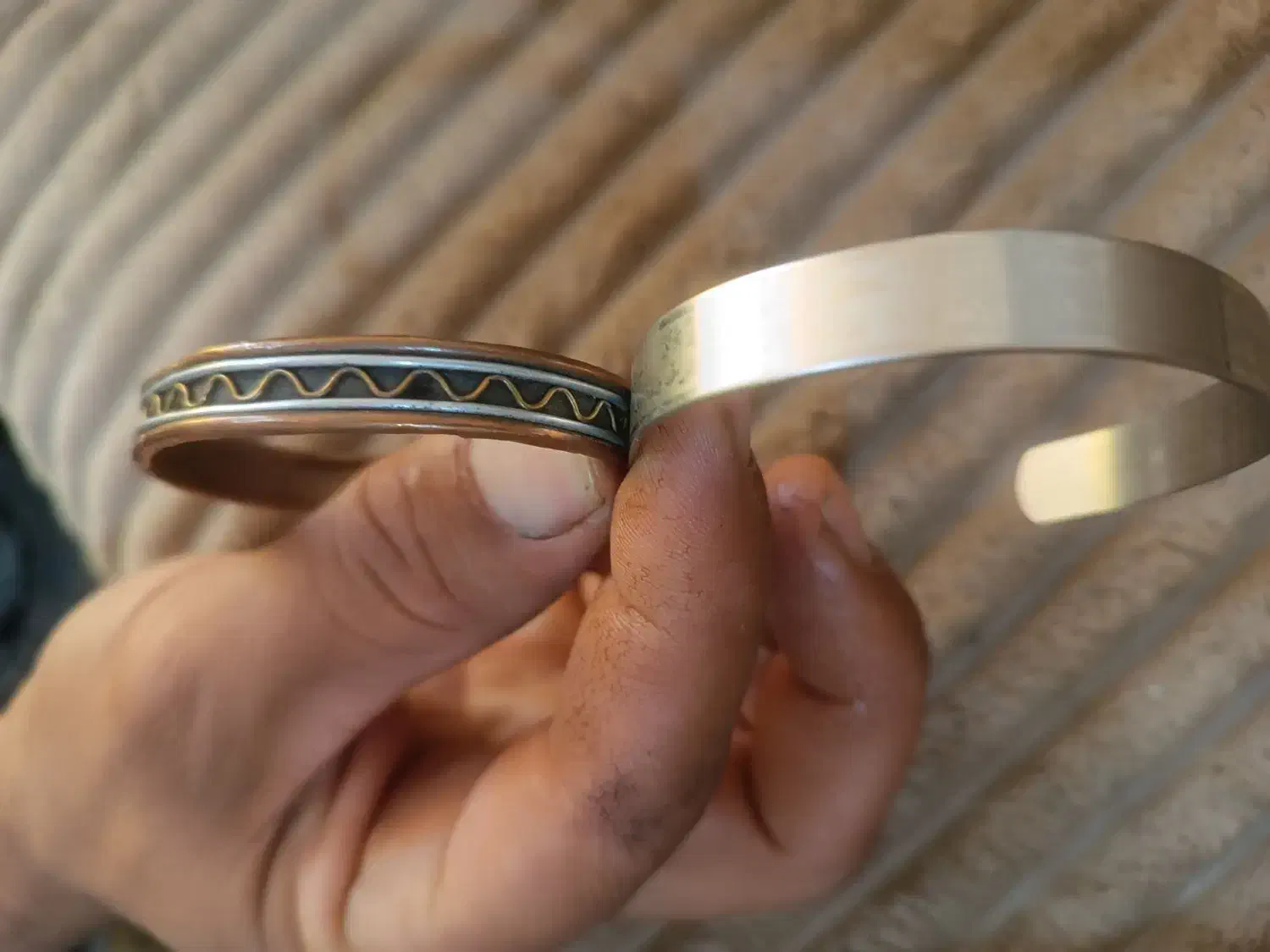 دستبند استیل و وسی|بدلیجات|نجفآباد, دلگشا|دیوار