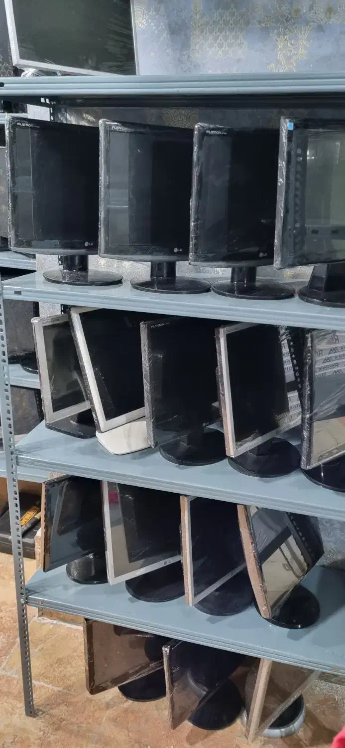 مانیتور|قطعات و لوازم جانبی رایانه|تهران, آذری|دیوار