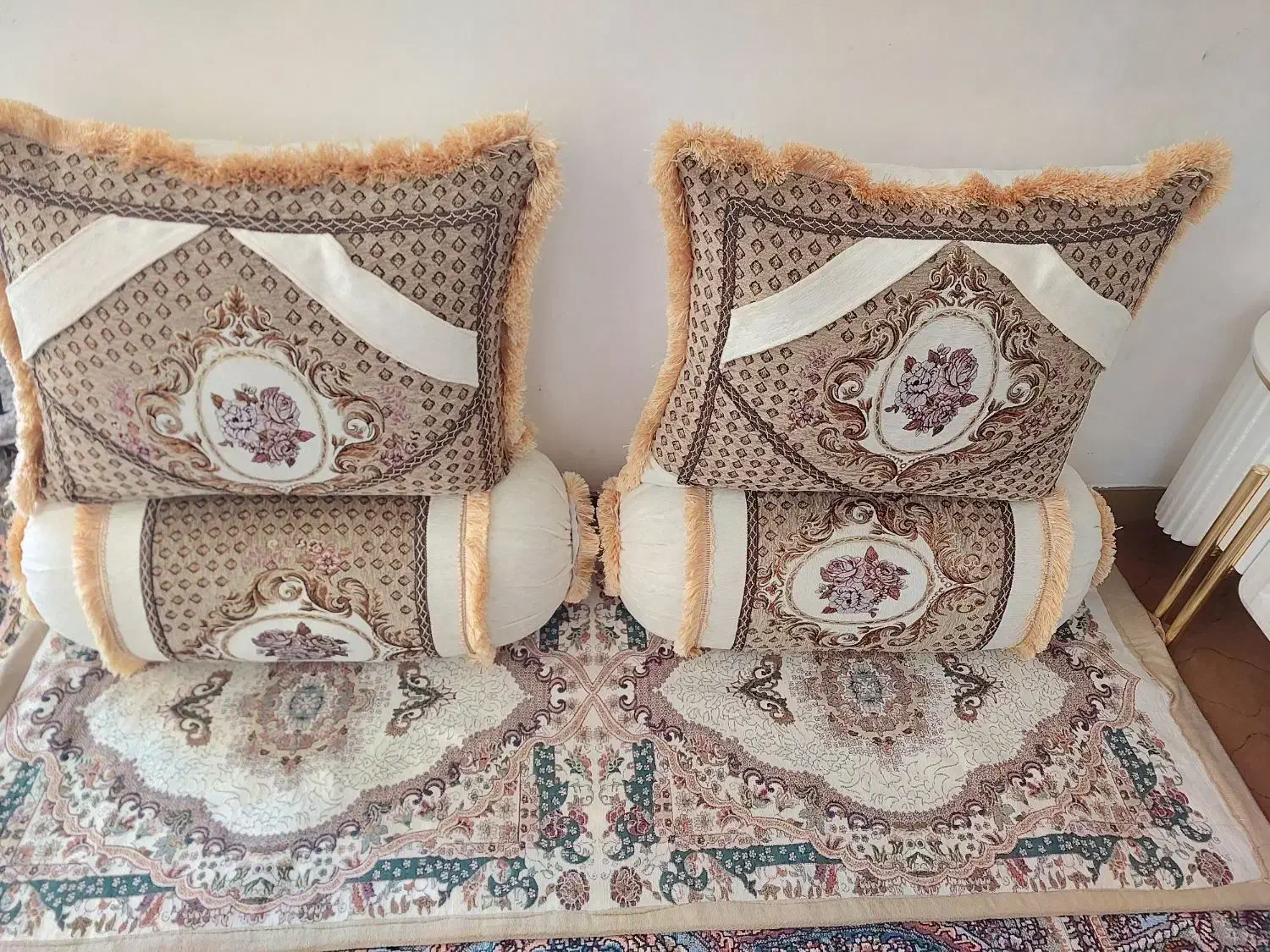 پشتی|پشتی|شهرکرد, |دیوار