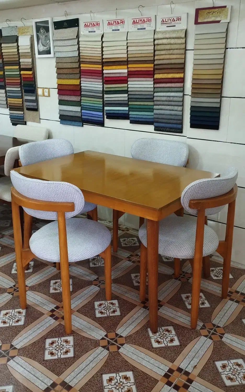 میز نهاری خوری|میز و صندلی غذاخوری|تویسرکان, |دیوار