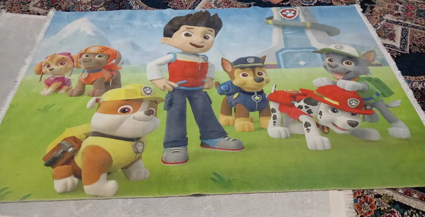 تعدادی وسایل قالیچه فوتبال دستی ...|فرش|شیراز, گویم|دیوار