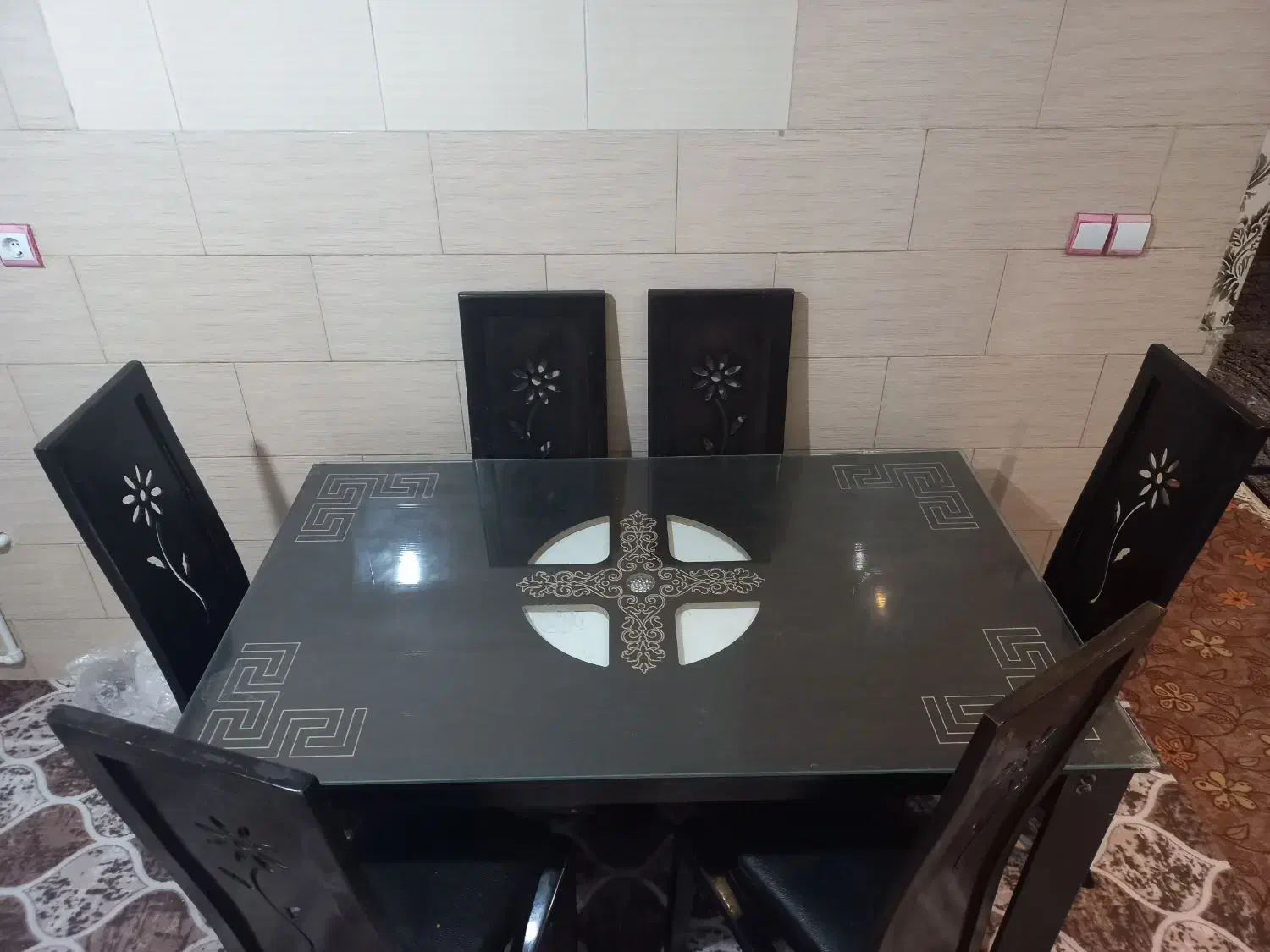 میز ناهار خوری ۶ نفره|میز و صندلی غذاخوری|کنگاور, |دیوار