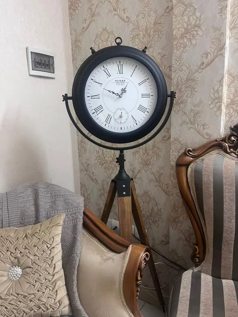 ساعت پایه دار|ساعت دیواری و تزئینی|تهران, فلاح|دیوار
