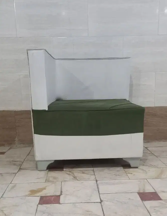 مبل تک کنج|مبلمان خانگی و میز عسلی|تهران, دهقان|دیوار