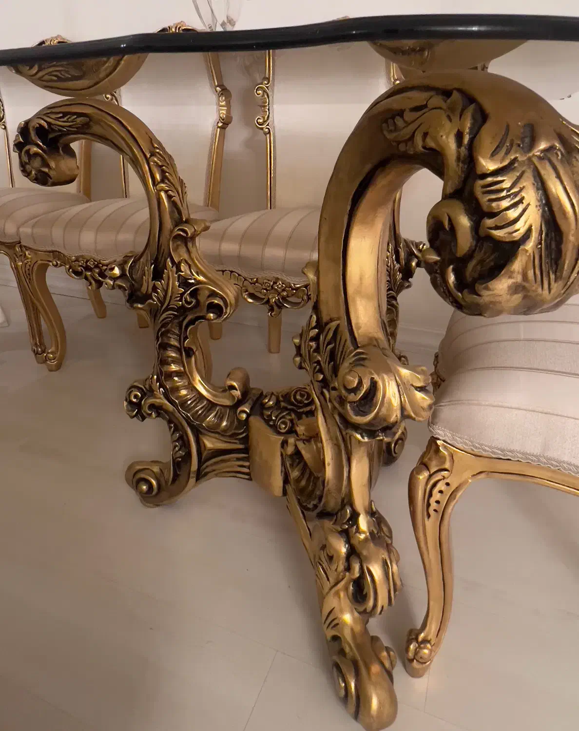 میز غذاخوری ۸ نفره|میز و صندلی غذاخوری|قزوین, |دیوار