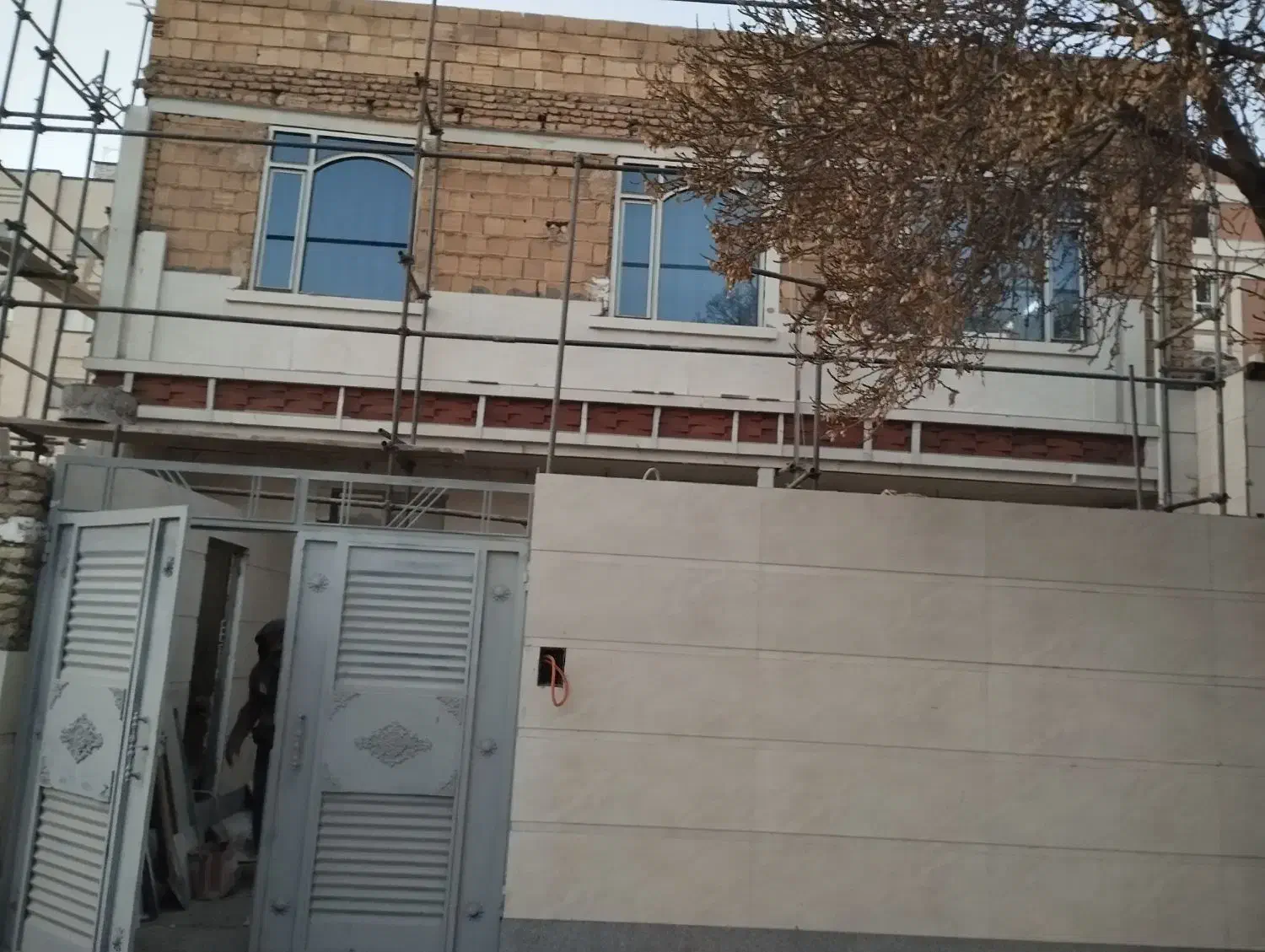 تخریب و بازسازی اجرای کاشی نما موزاییک|خدمات پیشه و مهارت|همدان, |دیوار