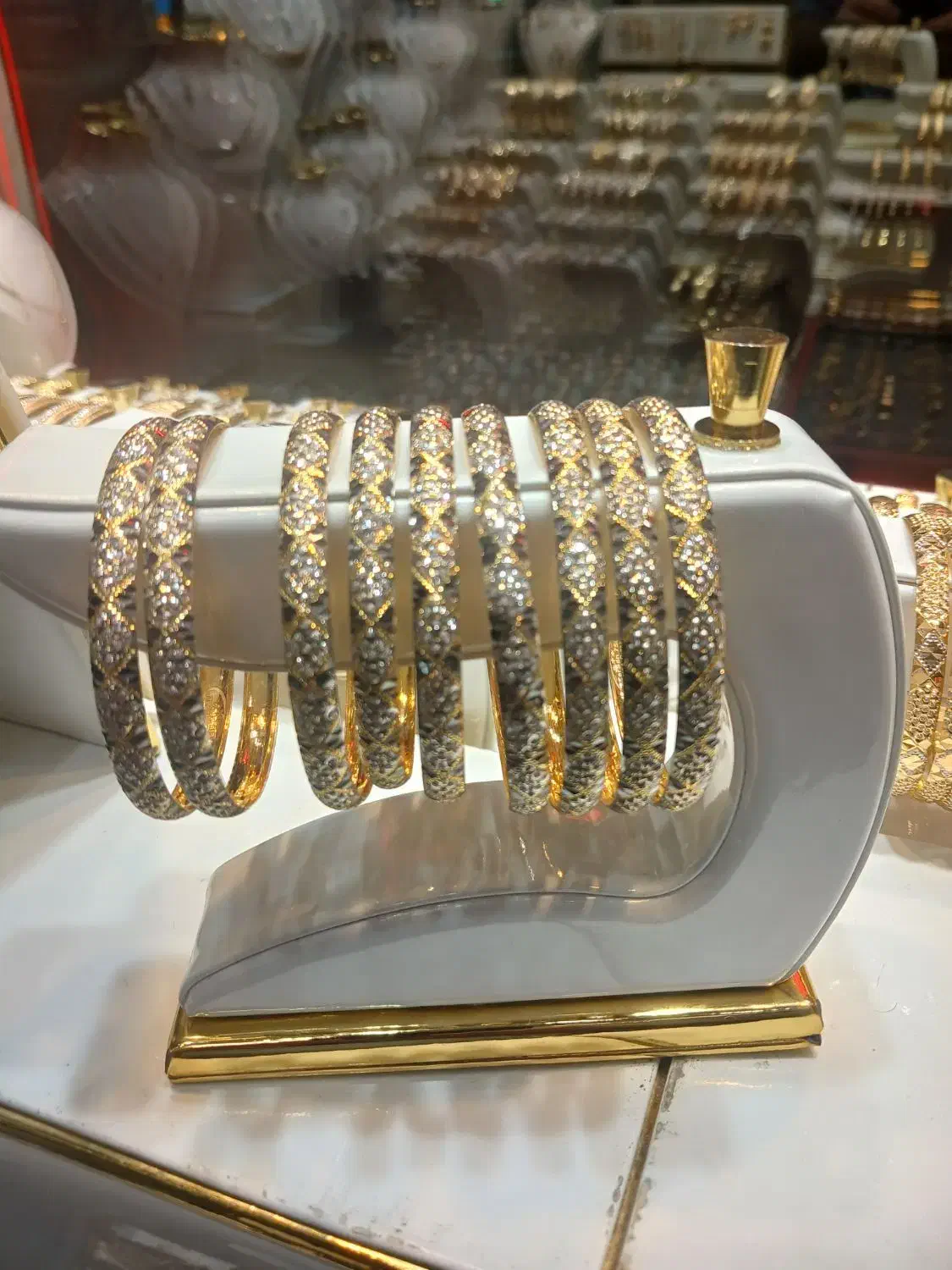 النگو سیاه قلم طلا فقط فقط ۵درصد زرگری وفائی|بدلیجات|تبریز, |دیوار