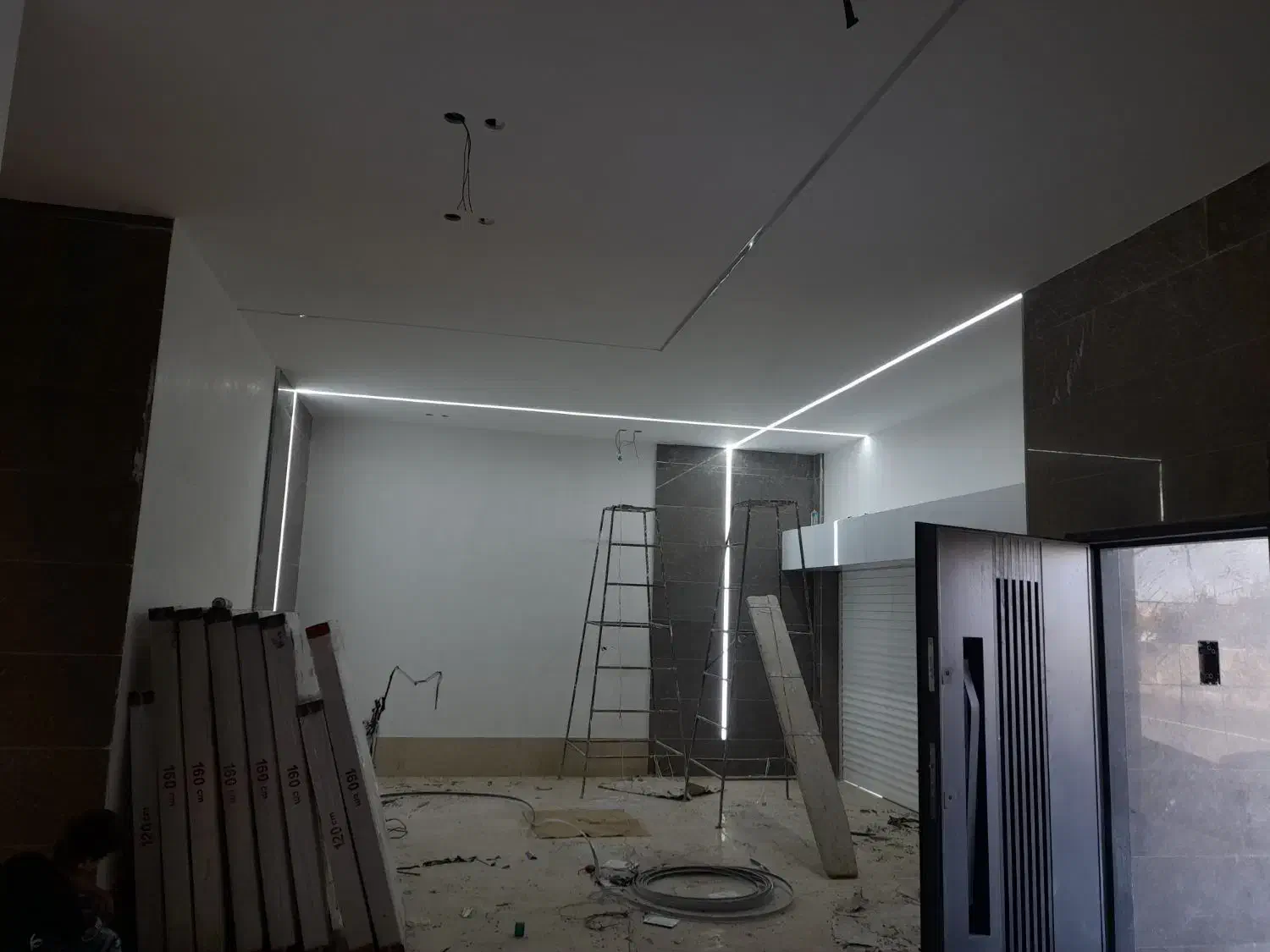 برقکاری ساختمان  لاین نصب لاینر تخصصی|خدمات پیشه و مهارت|بیرجند, |دیوار