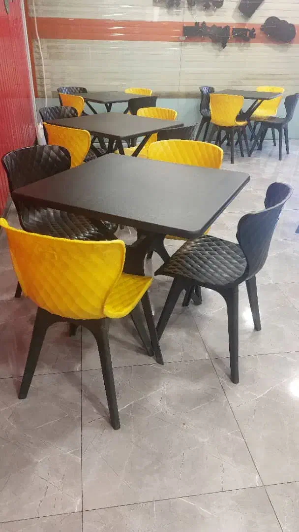 میز و صندلی فست فود و کافه|کافی‌شاپ و رستوران|قم, بکایی|دیوار