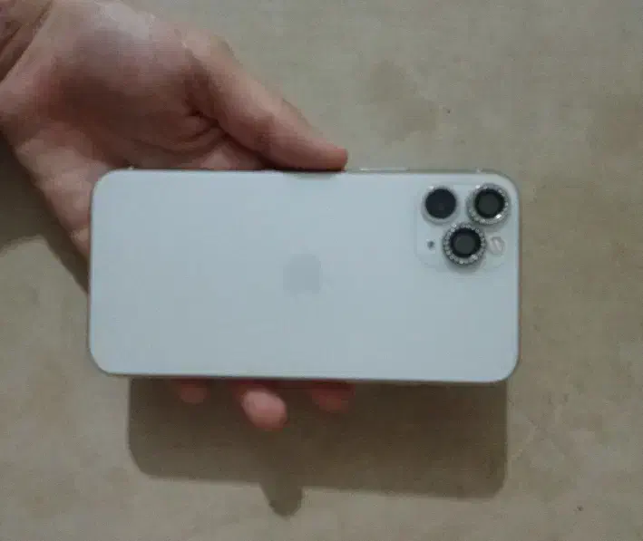 گوشی 11 پرو مینی کیفیت عالی و باتری صد|موبایل|زرند, |دیوار