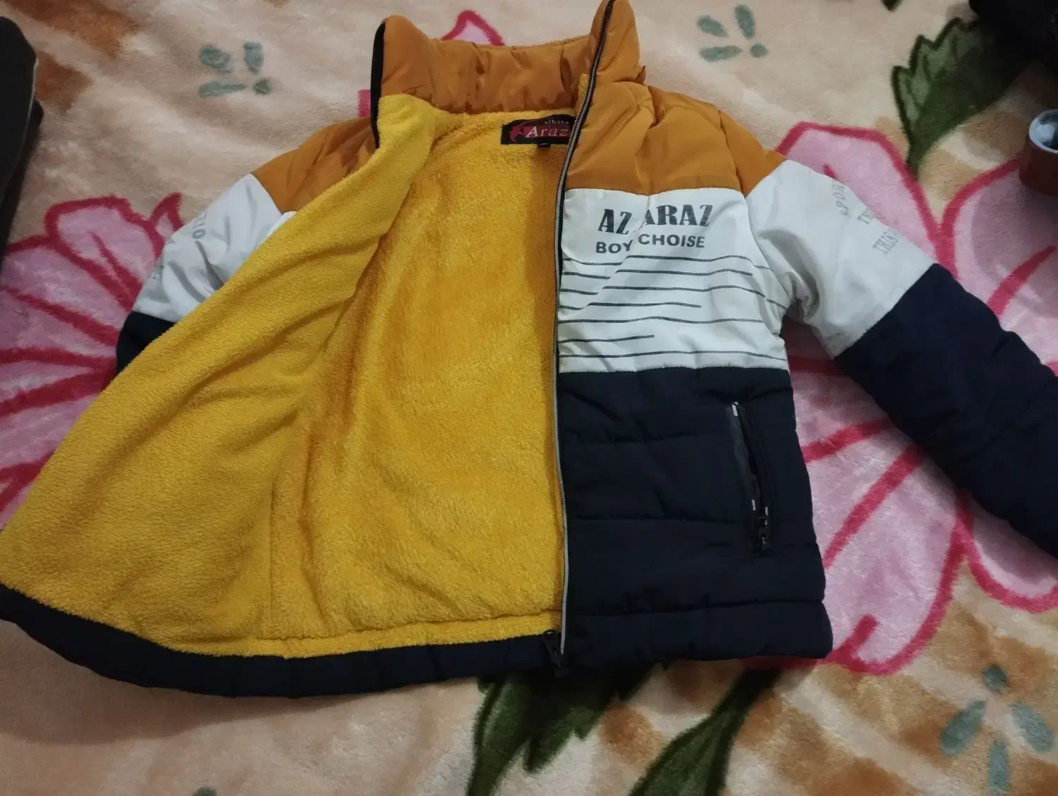 کاپشن پسرانه مناسب تا 4.5 سال|کفش و لباس بچه|قم, بنیاد|دیوار