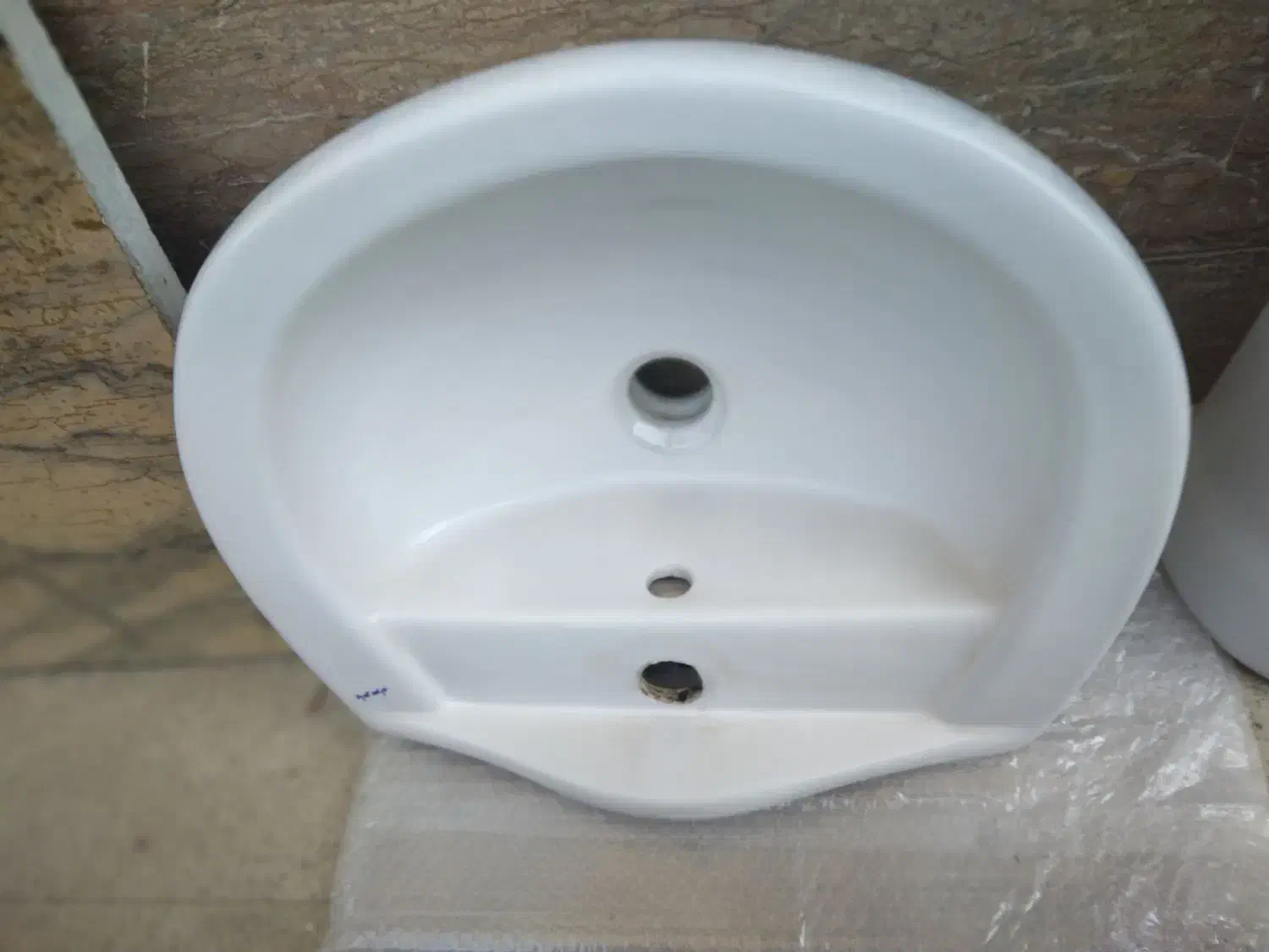 روشویی سرامیکی|لوازم سرویس بهداشتی|قرچک, ولی آباد|دیوار