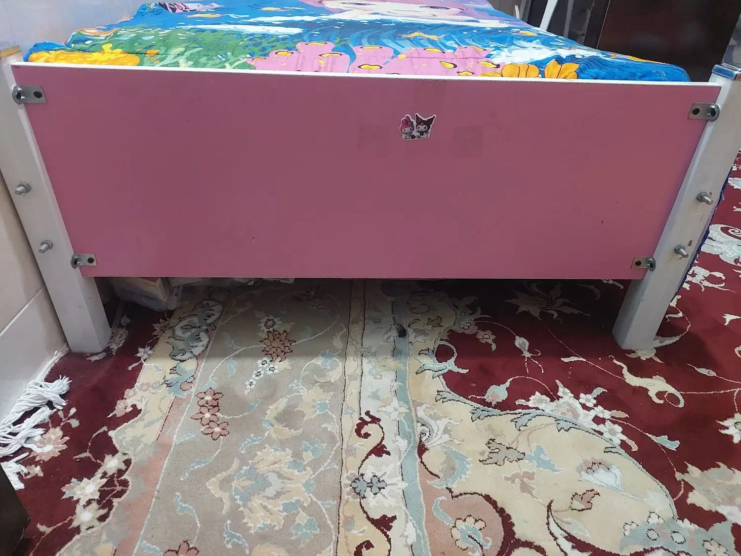 تخت کودک|تخت و صندلی بچه|دهدشت, |دیوار