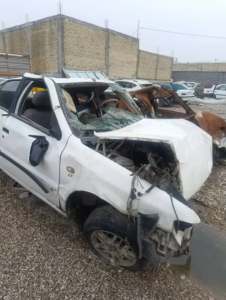 سمند LX مدل ۹۴ تصادفی|خودرو سواری و وانت|اهواز, بهارستان|دیوار