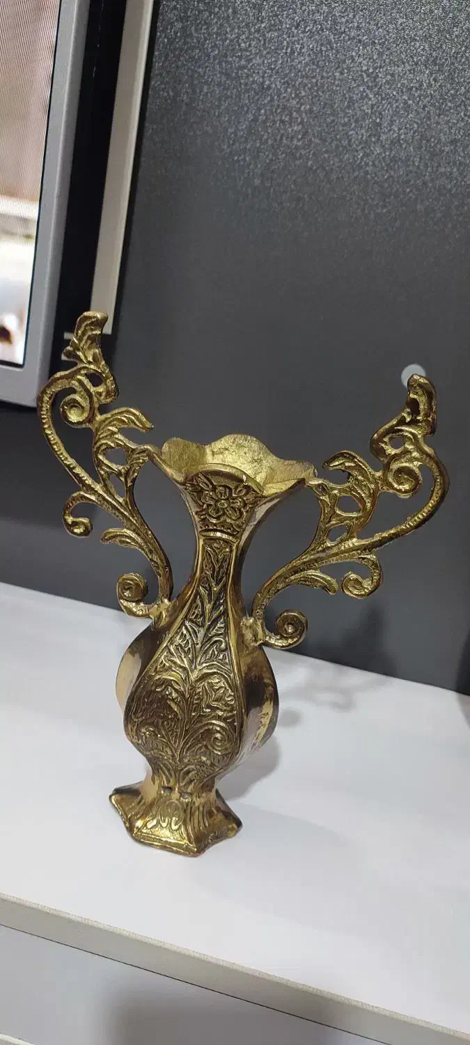 گلدون برنجی برای دکور|مجسمه، تندیس، ماکت|وحیدیه, |دیوار