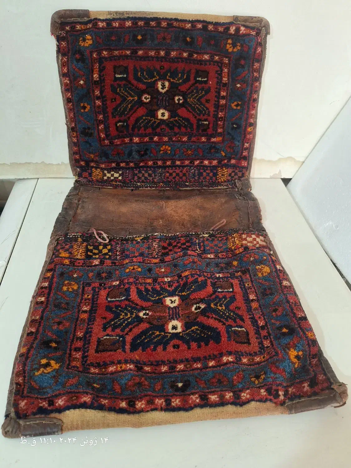 خورجین قالی عتیقه|کلکسیون اشیاء عتیقه|کرمان, |دیوار