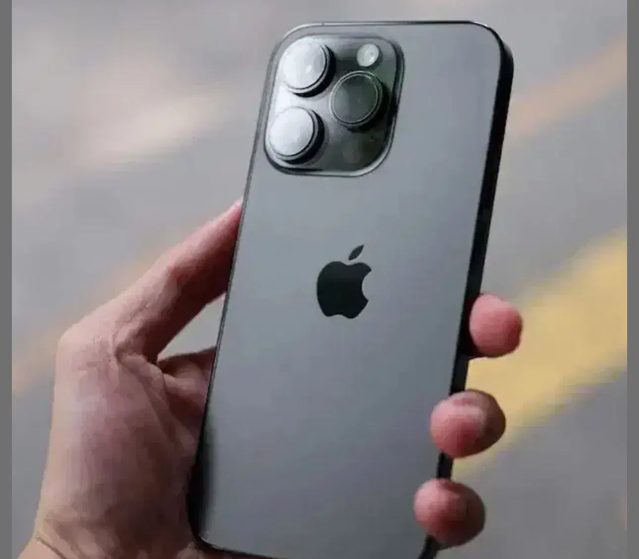 آیفون۱۵پرومکس ۲۵۶رنگ مشکی|موبایل|کاشان, فاز ۱ ناجی آباد|دیوار