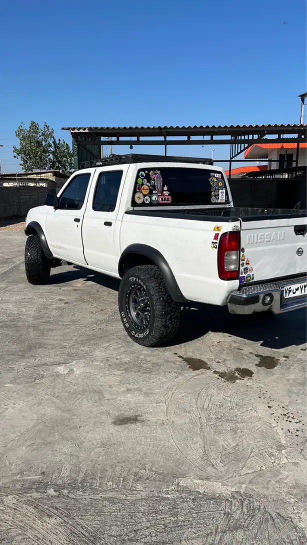 نیسان پیکاپ دوکابین 83 شاسی سالم|خودرو سواری و وانت|ساری, |دیوار