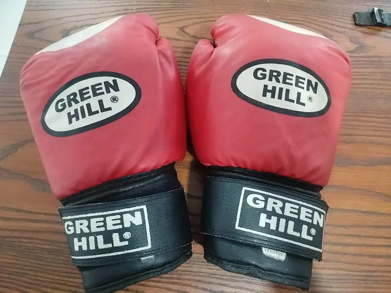 دستکش بوکس|تجهیزات ورزشی|مشهد, کلاته برفی|دیوار