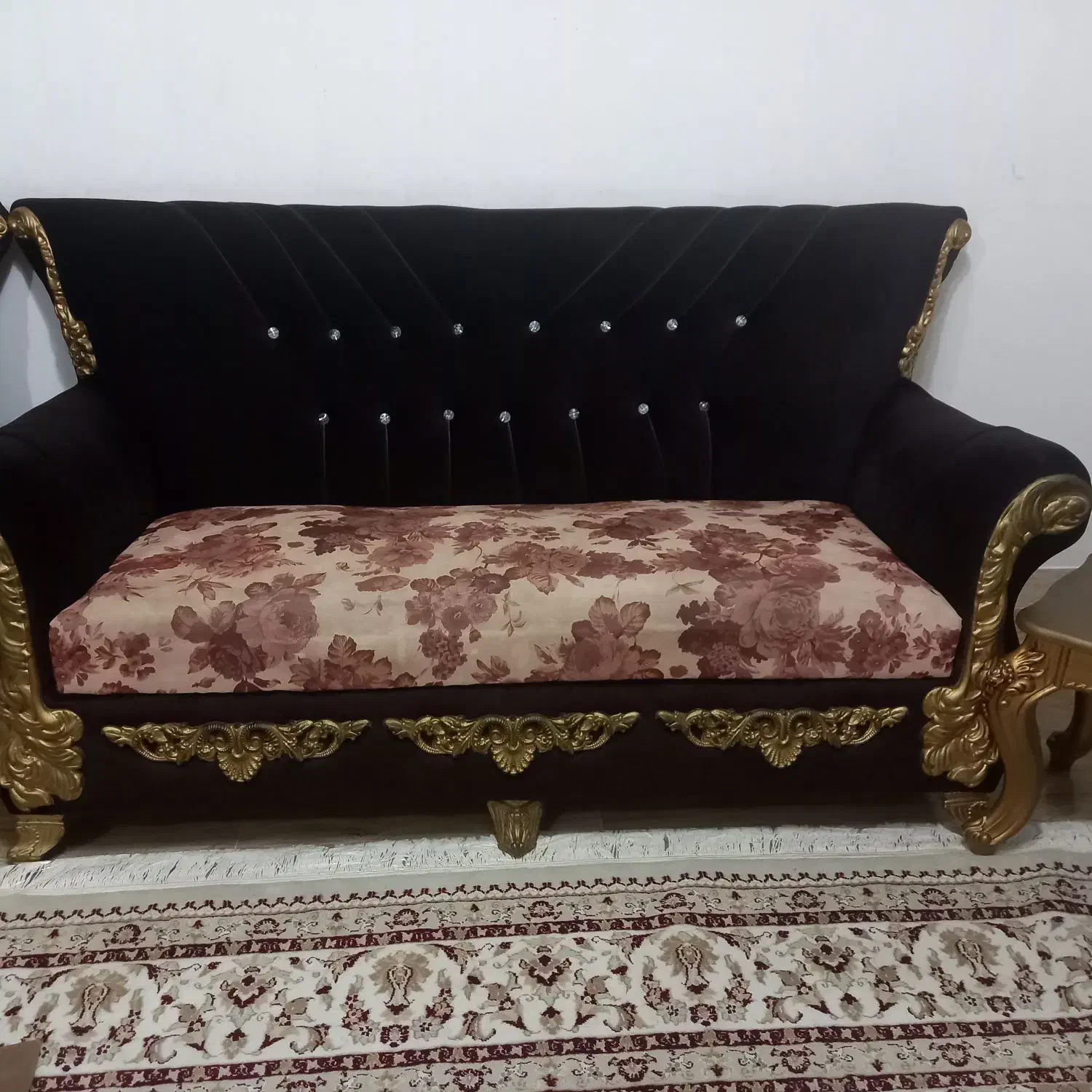 مبل ۷ نفره|مبلمان خانگی و میز عسلی|خشکبیجار, |دیوار