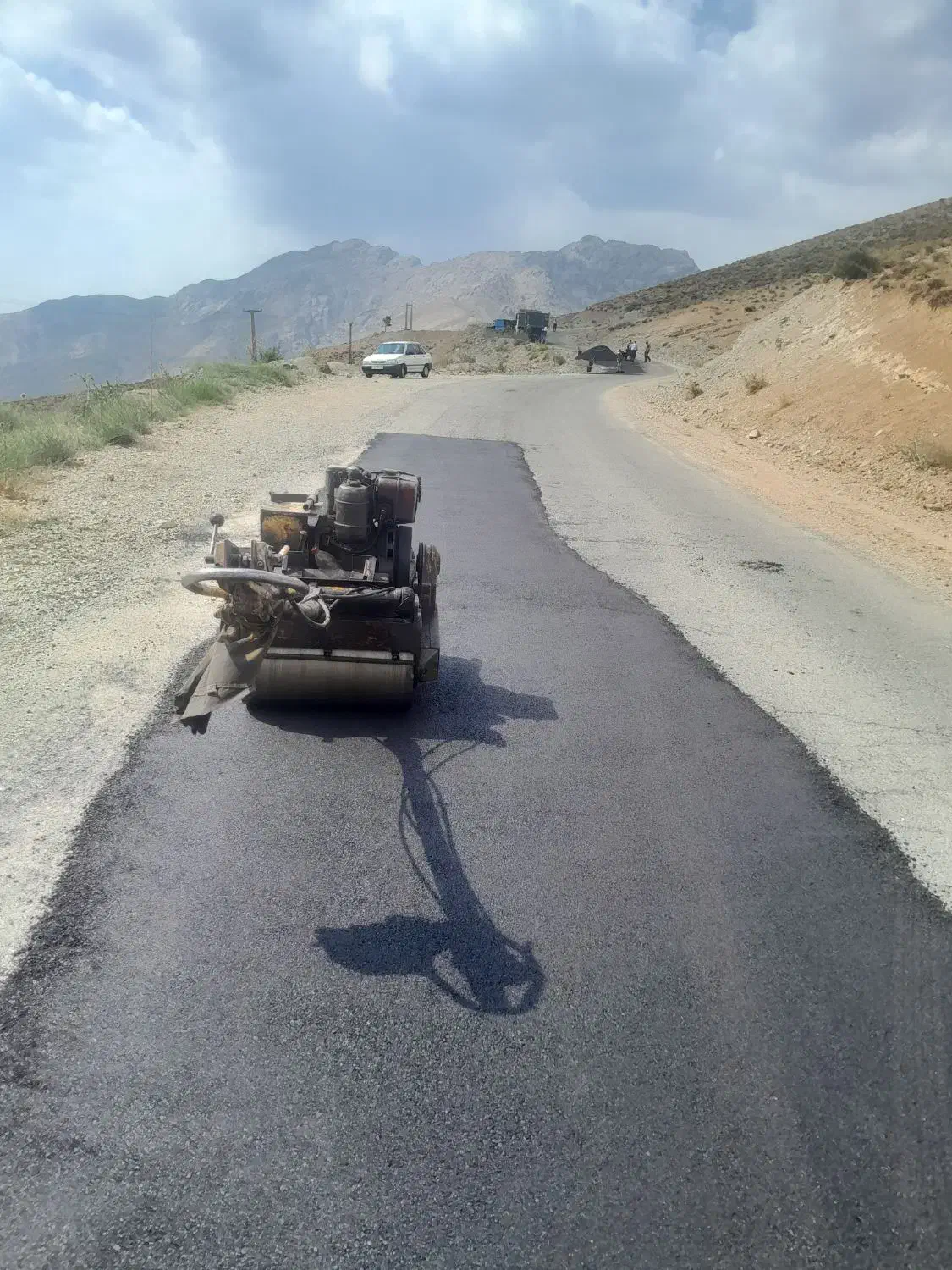 آسفالت و ایزوگام اجاره غلطک دم دار واکیپ پخش|خدمات پیشه و مهارت|هشتگرد, هشتگرد قدیم|دیوار