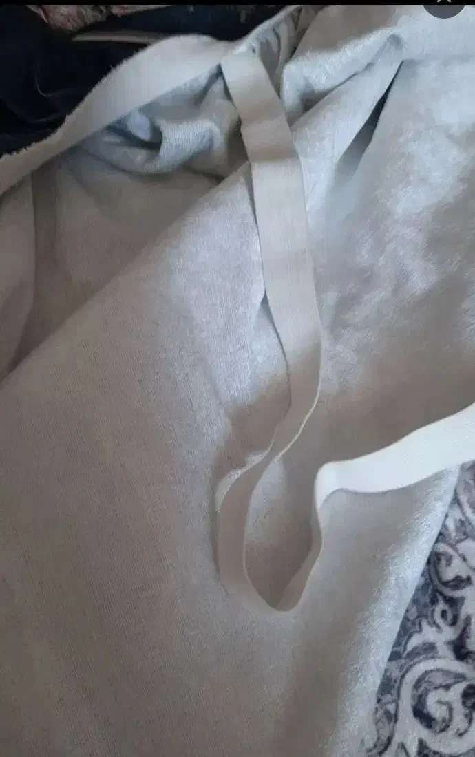 روفرشی دورکش نو|روفرشی|شاهین‌شهر, شهرک گلدیس|دیوار