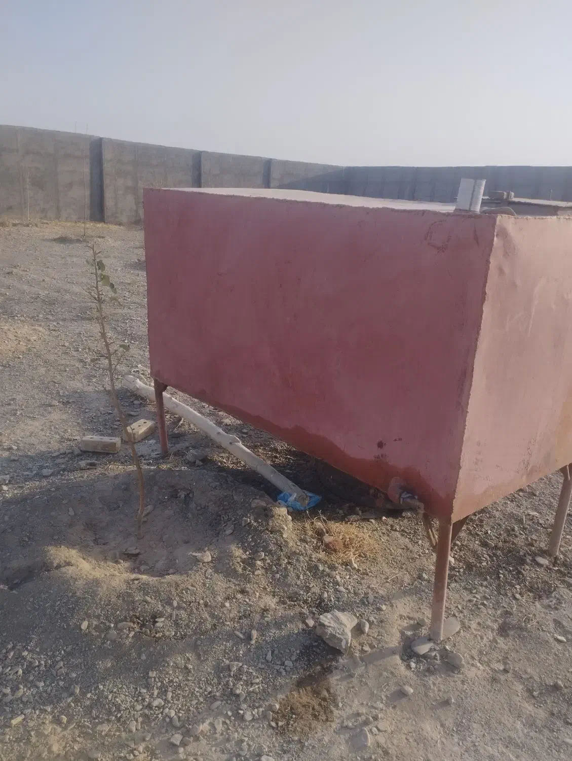 تانکر آب یا گازوییل|مصالح و تجهیزات ساختمان|زبرخان, |دیوار
