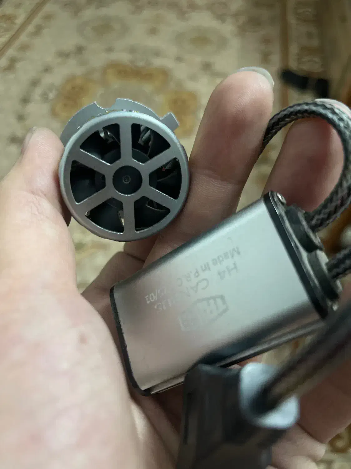 هدلایت در حد نو|قطعات یدکی و لوازم جانبی|کاشان, سه راه پرورشگاه|دیوار