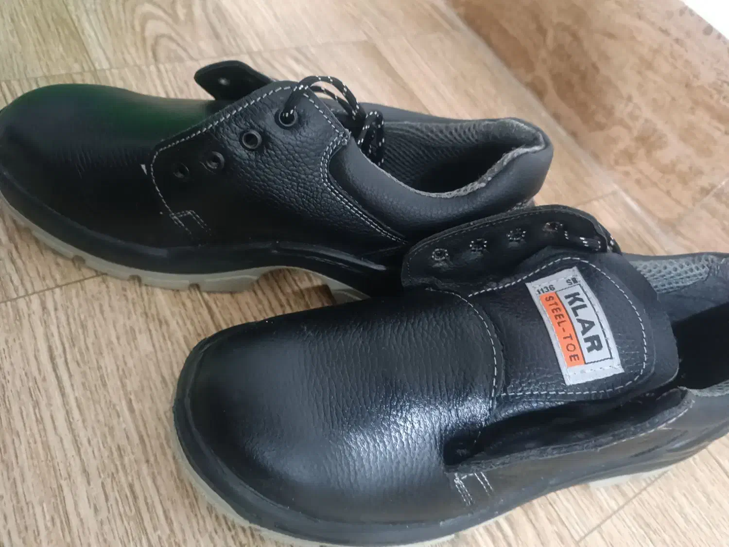 کفش کار کلار|کیف، کفش، کمربند|نگین شهر, |دیوار