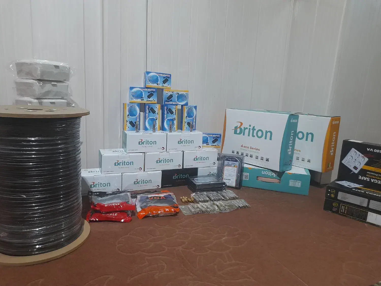 سیستم امنیتی نظارتی با بهترین کیفیت|دوربین مداربسته|سلماس, |دیوار