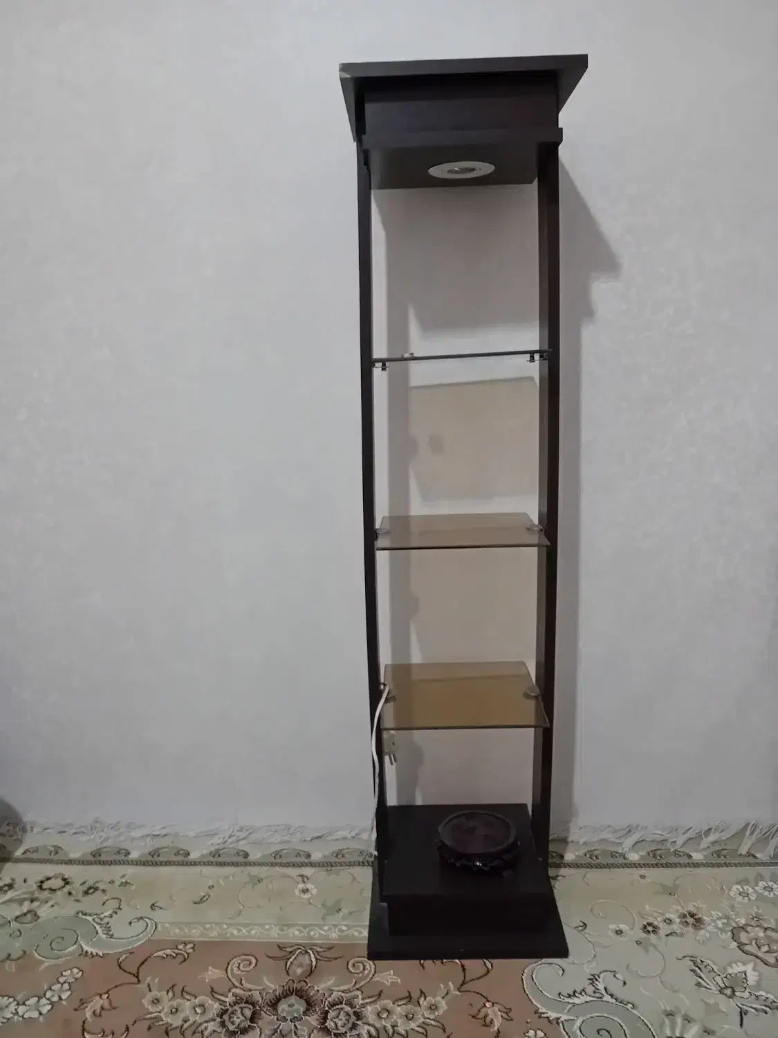 ذکوری کنار تلویزیون تمیز وسالم|بوفه، ویترین، کنسول|مشهد, الهیه|دیوار