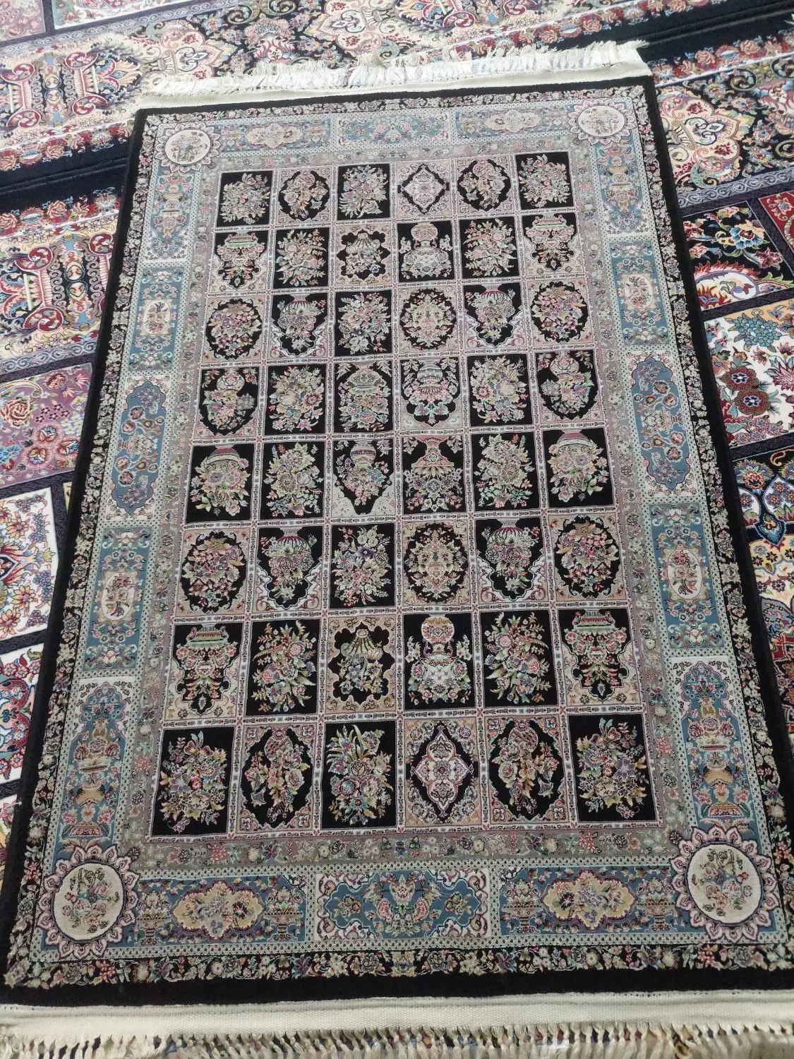 پادری و کناره۱۲۰۰شانه سورمه ای افشان و خشتی|پادری|کرج, فاز ۱ مهرشهر|دیوار