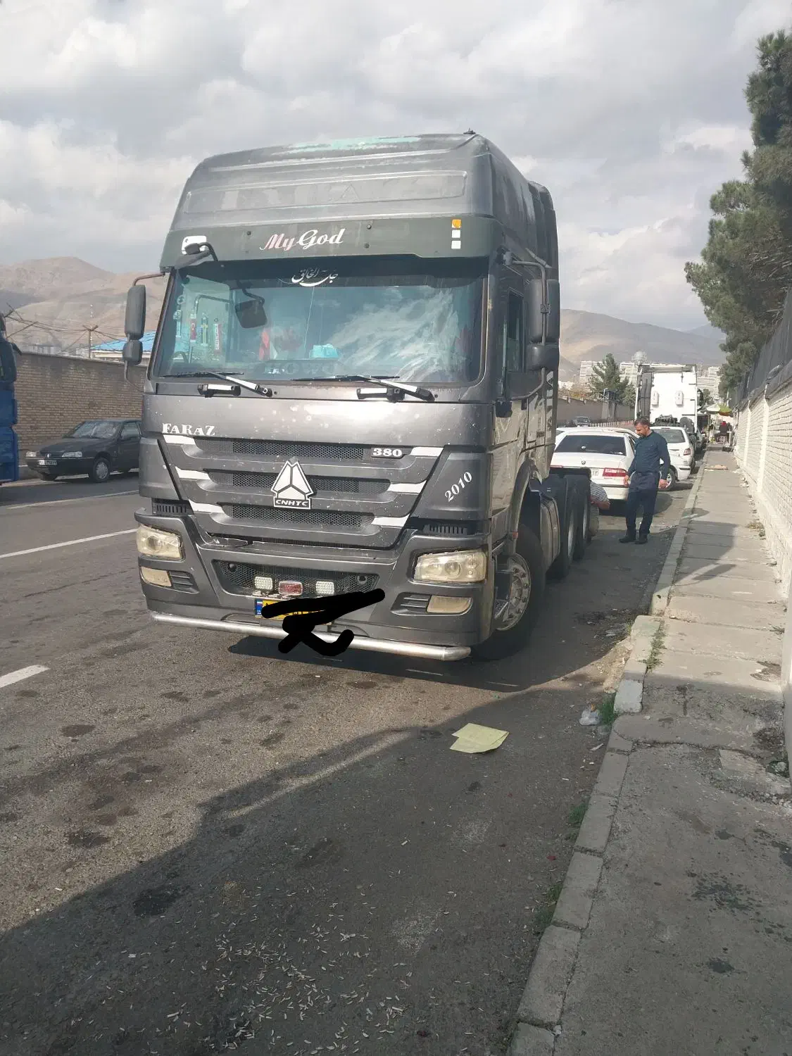 راننده پایه یک. با کمرشکن پل دار ۲ محور.کله فراز|استخدام حمل و نقل|رشت, آتشگاه|دیوار