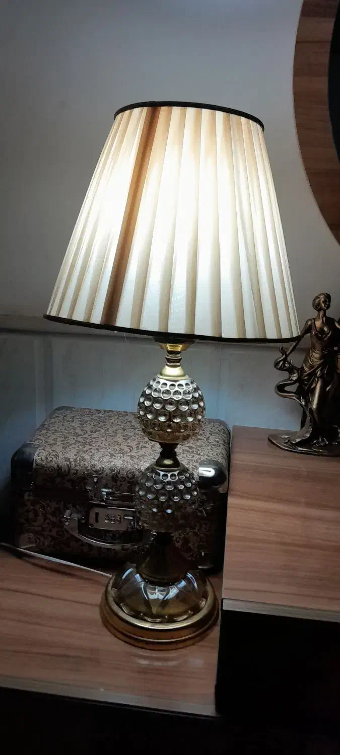 چراغ خواب|چراغ خواب و آباژور|نیشابور, فردوس شمالی|دیوار