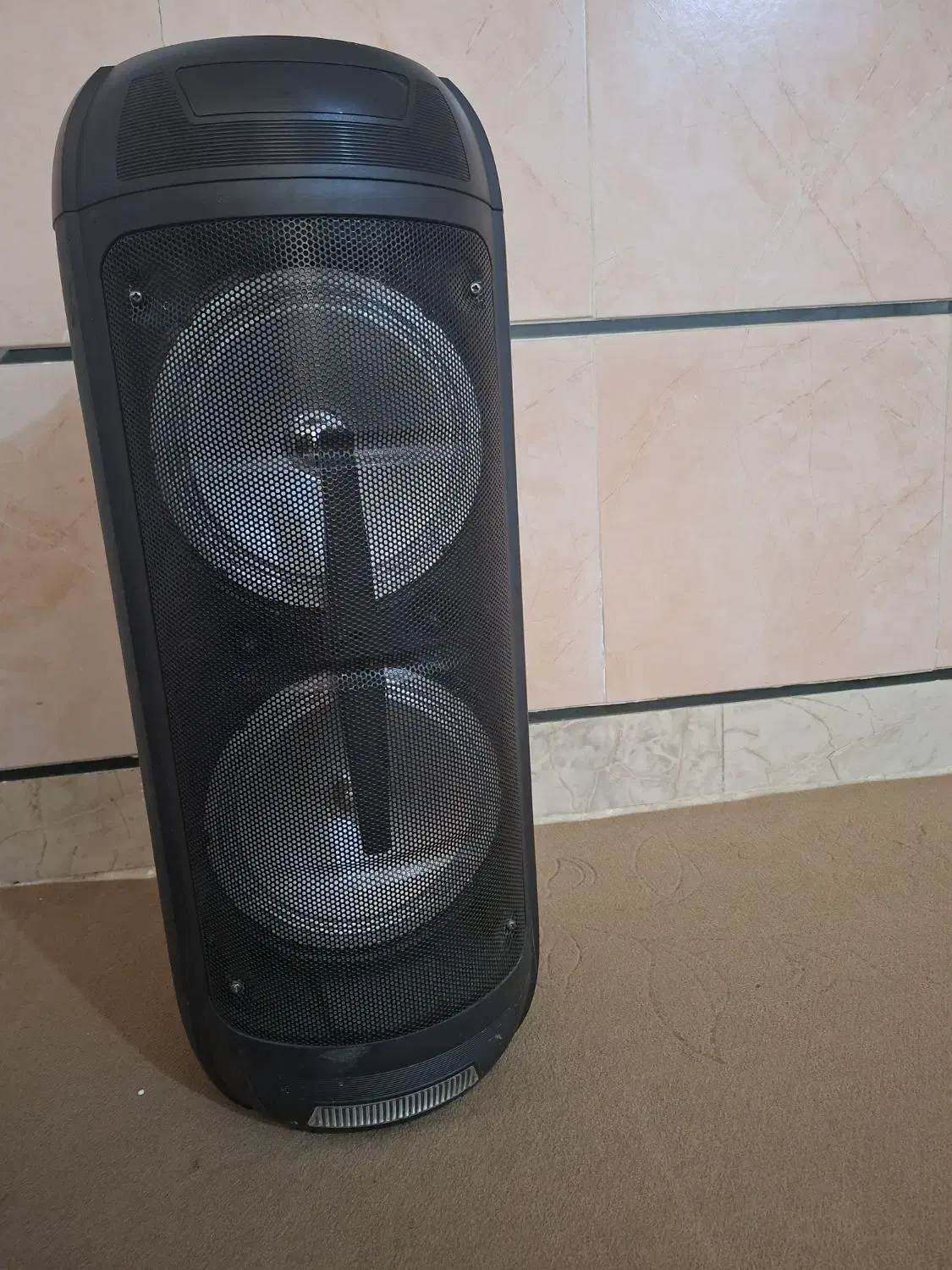 اسپیکر میکروفون دار قوی رقص نور|سیستم صوتی خانگی|ایلام, |دیوار