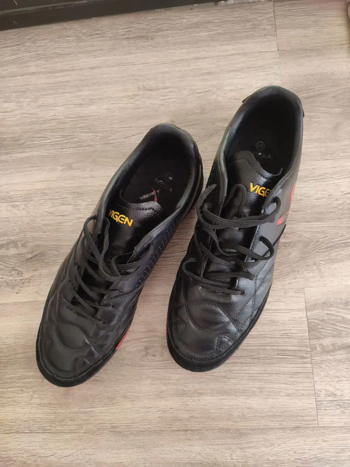 کتونی سالن مارک VIGEN|کیف، کفش، کمربند|ملارد, |دیوار